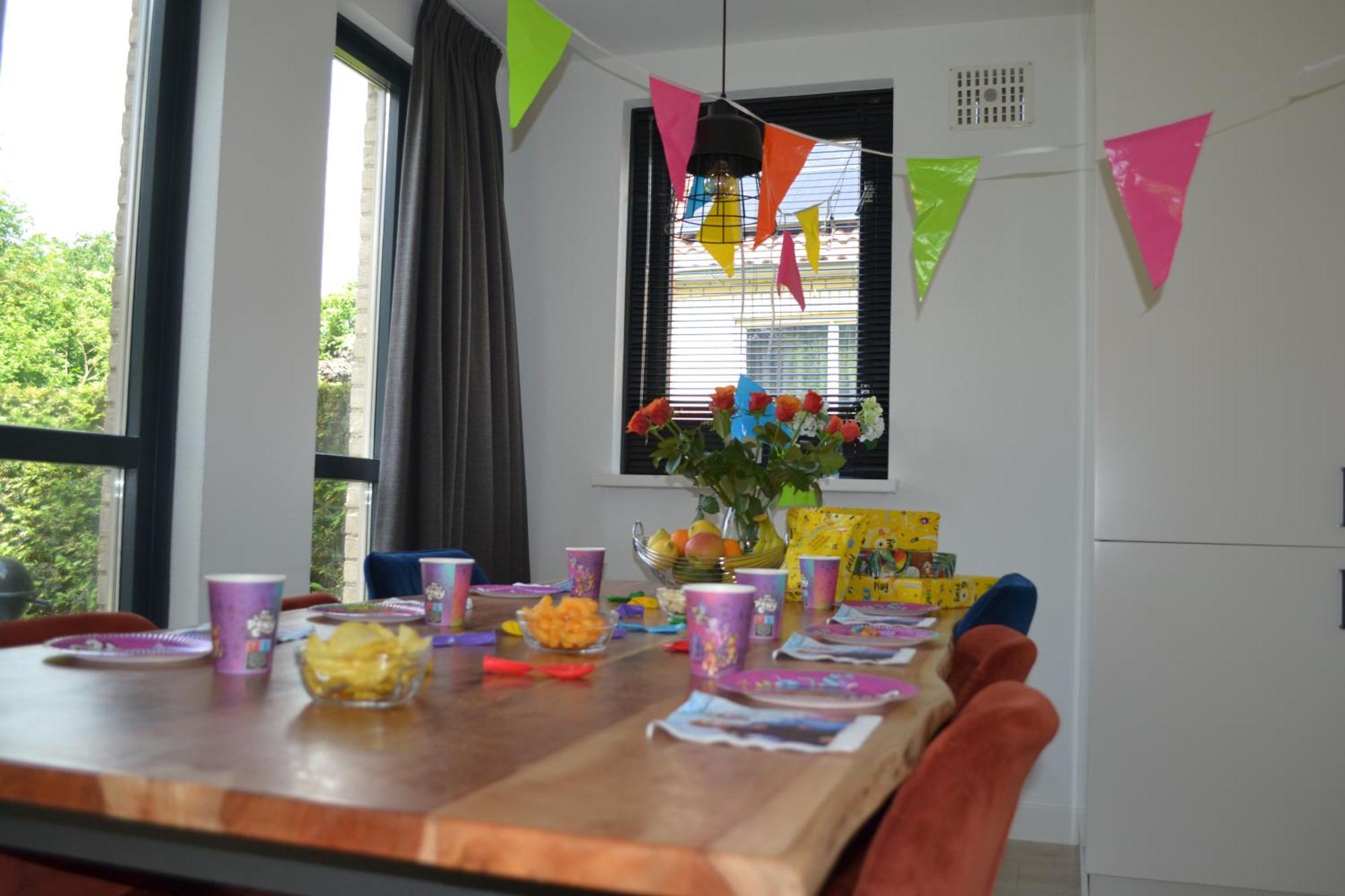 Comfortabel 6P Vakantiehuis Met Laadpaal Ewijk Экстерьер фото
